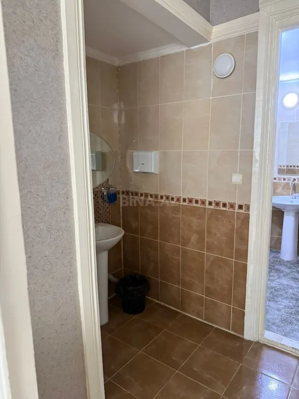 Satılır obyekt 140 m²