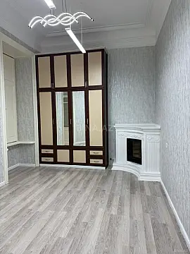 Satılır obyekt 140 m²