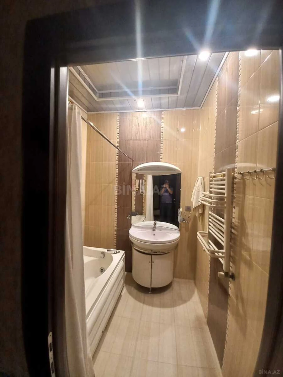 Kirayə verilir 2 otaqlı mənzil 100 m²