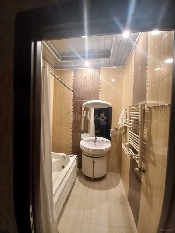 Kirayə verilir 2 otaqlı mənzil 100 m²