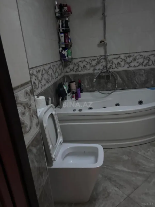 Satılır 3 otaqlı mənzil 110 m²