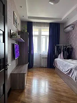 Satılır 3 otaqlı mənzil 110 m²
