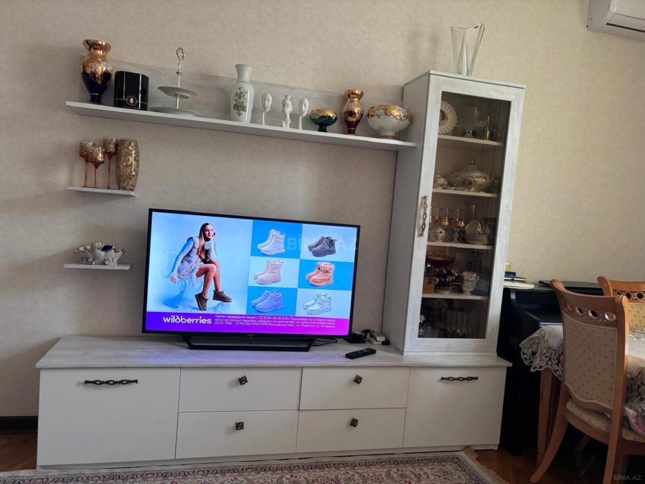 Satılır 3 otaqlı mənzil 110 m²