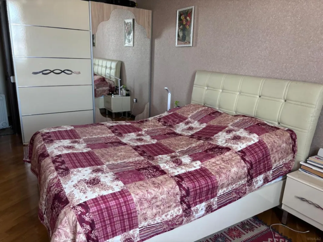 Satılır 3 otaqlı mənzil 110 m²