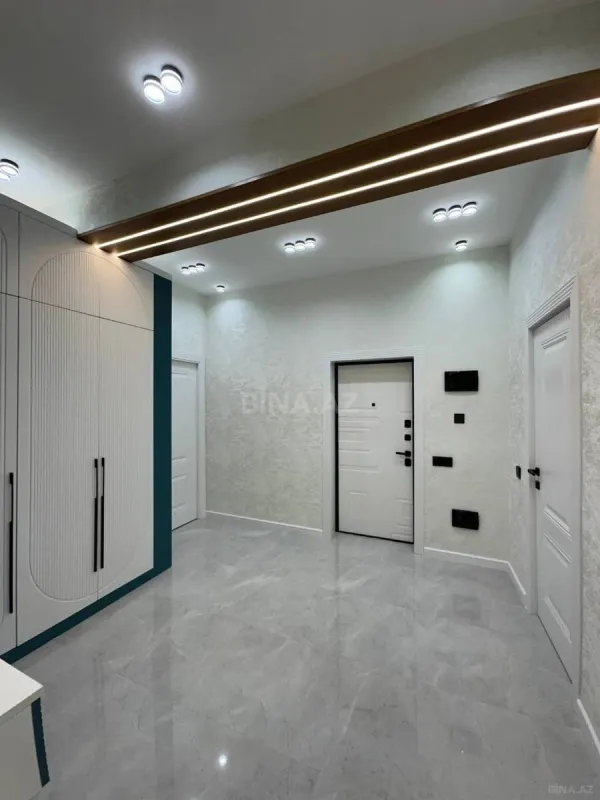 Kirayə verilir 2 otaqlı mənzil 90 m²