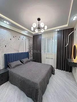 Kirayə verilir 2 otaqlı mənzil 90 m²