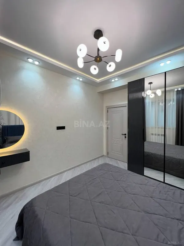 Kirayə verilir 2 otaqlı mənzil 90 m²