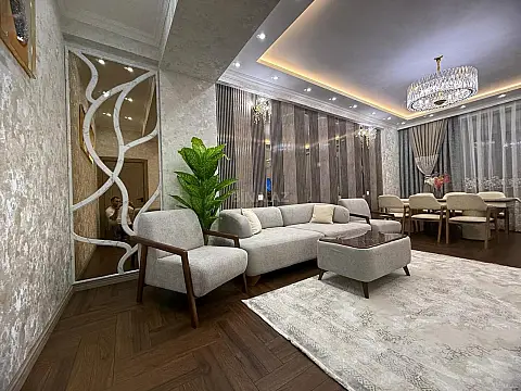 Satılır 3 otaqlı mənzil 130.5 m² — Bakı 3 otaq 130.50 m²