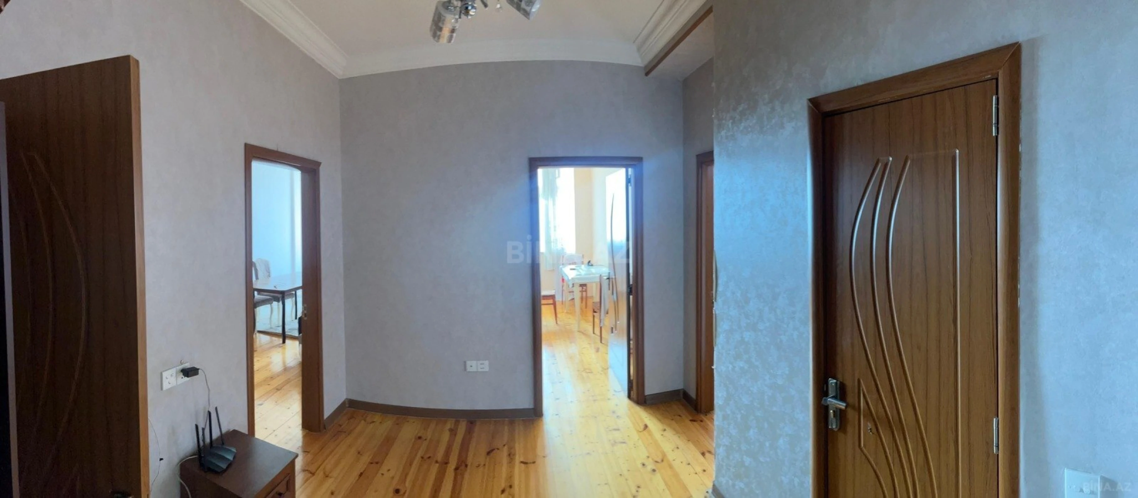 Kirayə verilir 2 otaqlı mənzil 75 m²