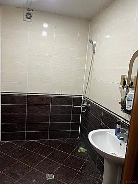 Kirayə verilir 2 otaqlı mənzil 75 m²