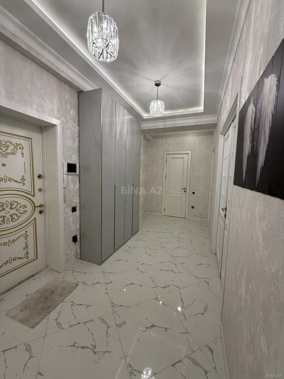 Kirayə verilir 2 otaqlı mənzil 100 m²
