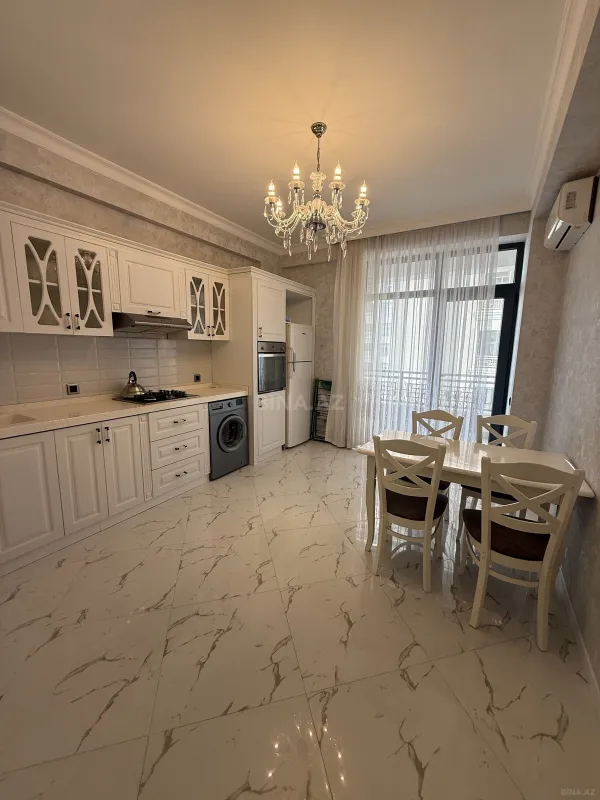Kirayə verilir 2 otaqlı mənzil 100 m²