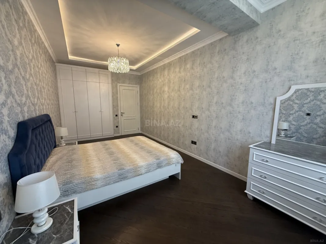 Kirayə verilir 2 otaqlı mənzil 100 m²
