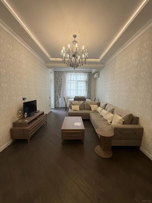 Kirayə verilir 2 otaqlı mənzil 100 m²