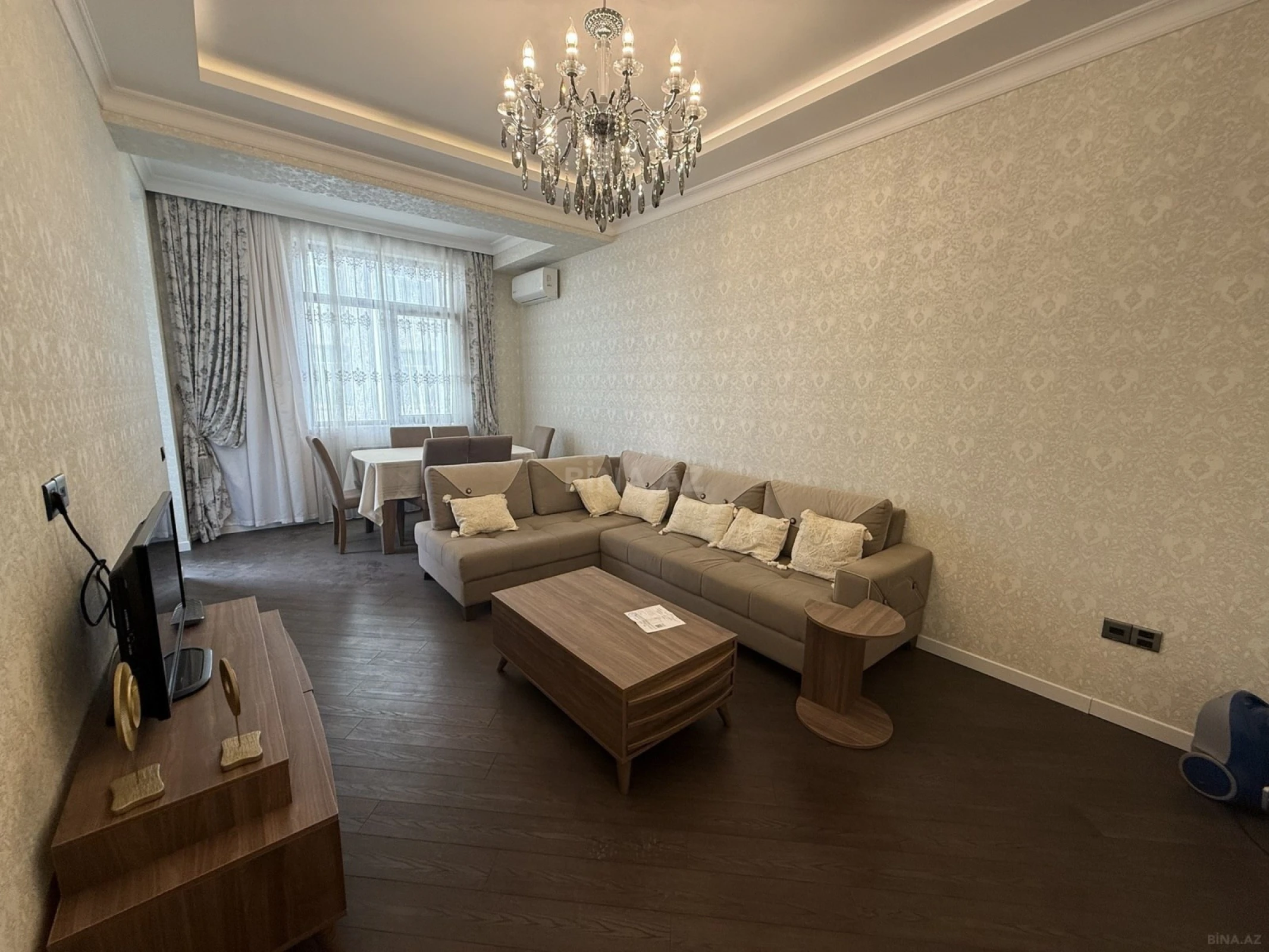 Kirayə verilir 2 otaqlı mənzil 100 m²