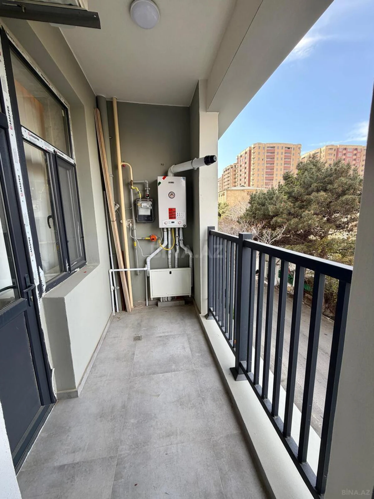 Kirayə verilir 2 otaqlı mənzil 85 m²