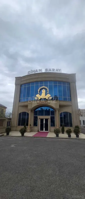 Kirayə verilir obyekt 1048.2 m²