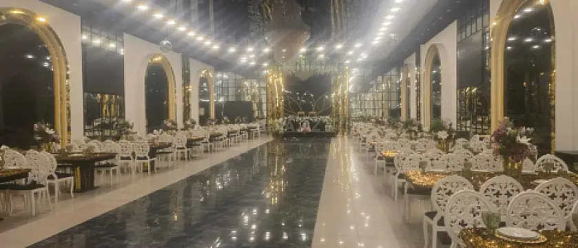 Kirayə verilir obyekt 1048.2 m²