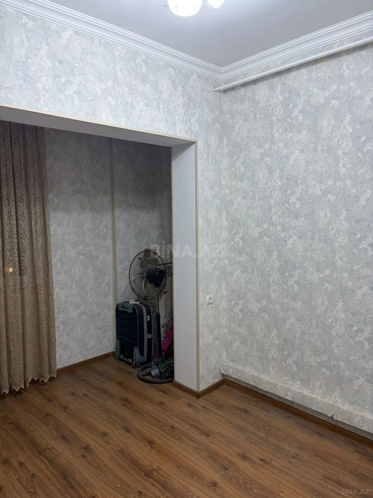 Satılır 2 otaqlı mənzil 45 m²