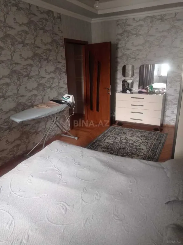 Satılır 4 otaqlı mənzil 75 m²