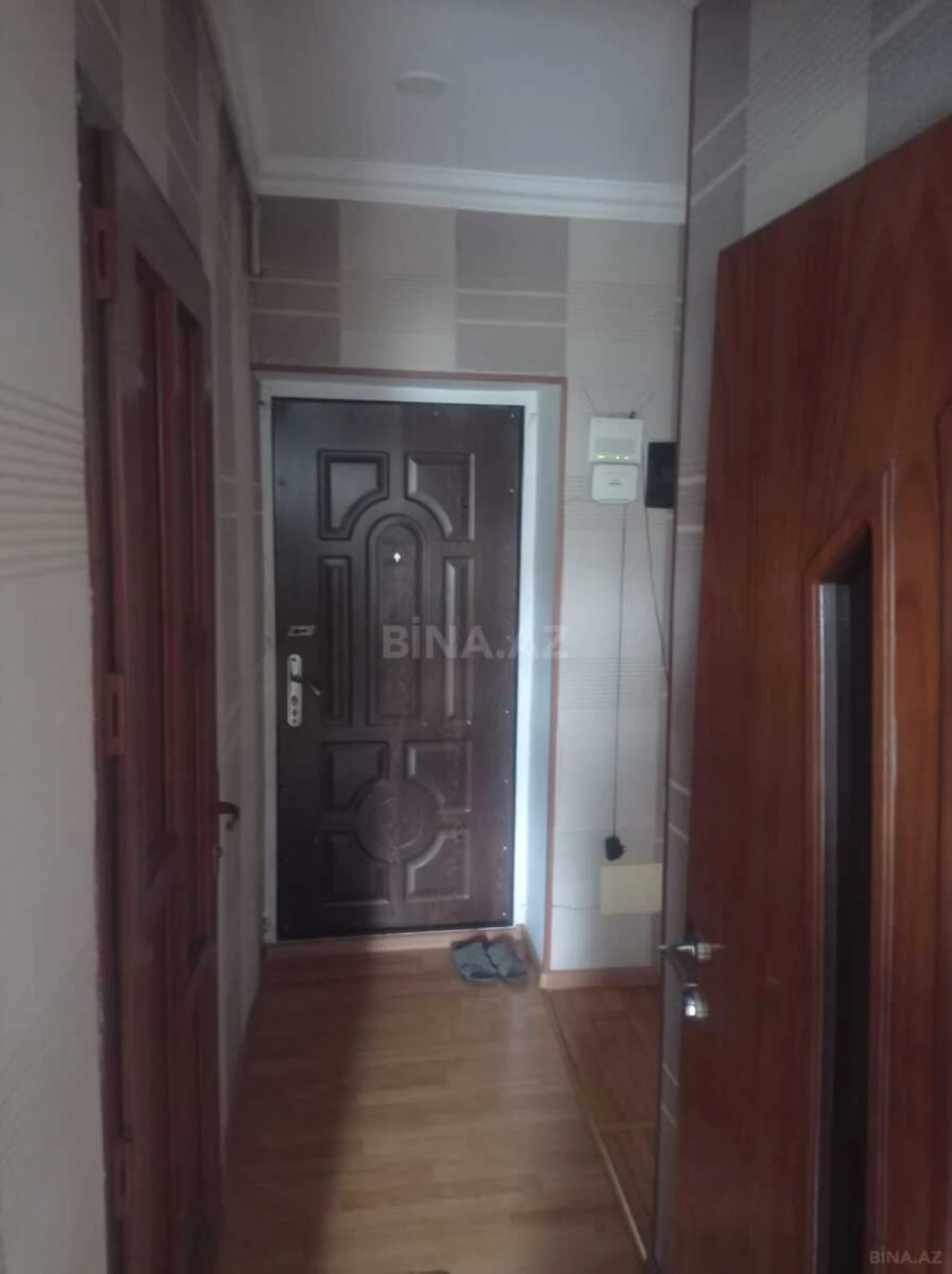 Satılır 4 otaqlı mənzil 75 m²
