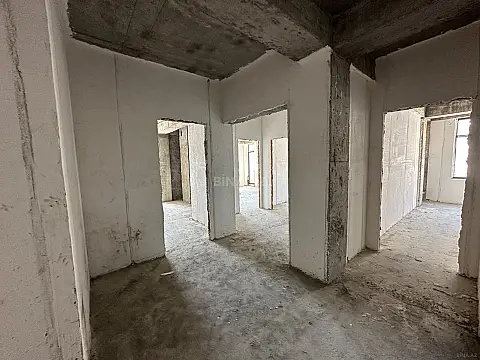 Satılır 3 otaqlı mənzil 110 m²
