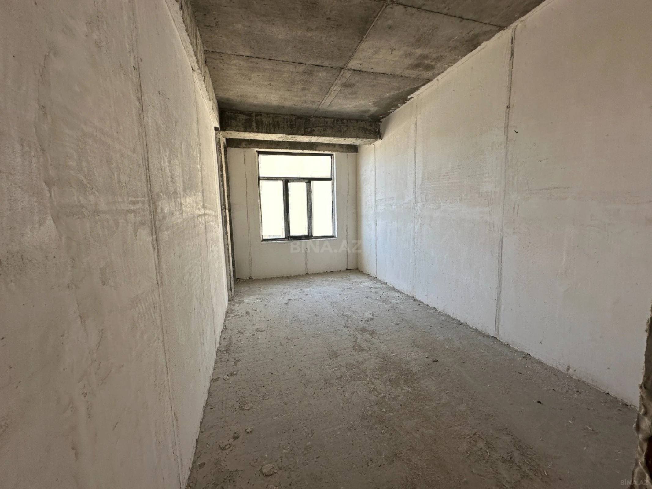 Satılır 3 otaqlı mənzil 110 m²