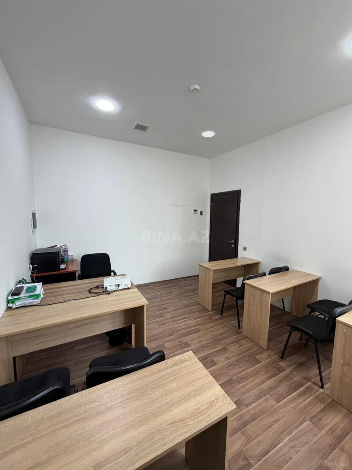Kirayə verilir 1 otaqlı ofis 20 m²