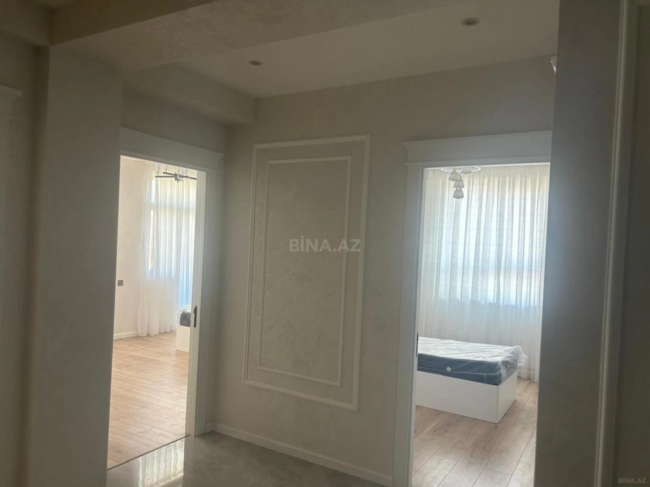 Kirayə verilir 3 otaqlı mənzil 105 m²