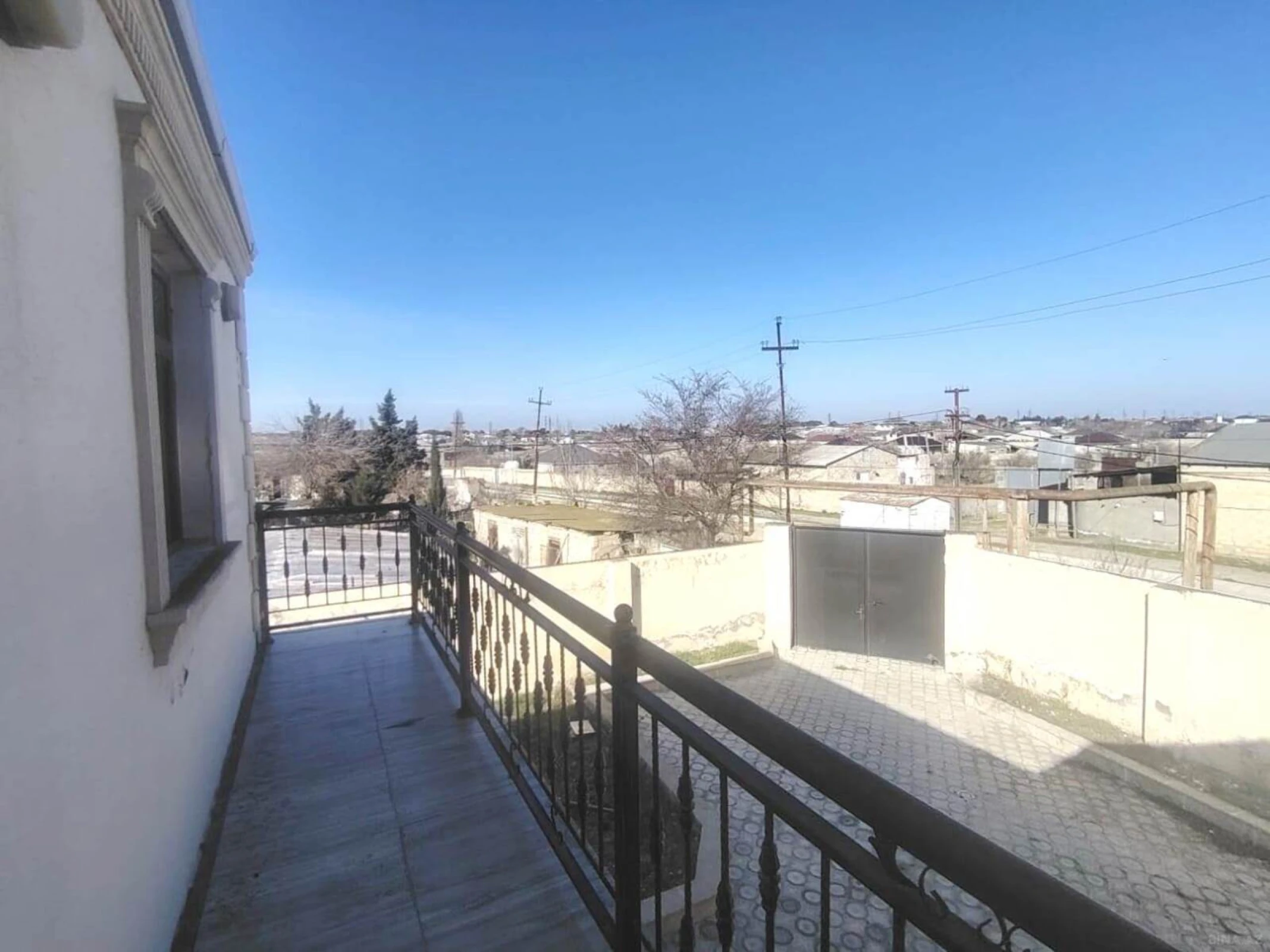 Satılır 7 otaqlı həyət evi 220 m²