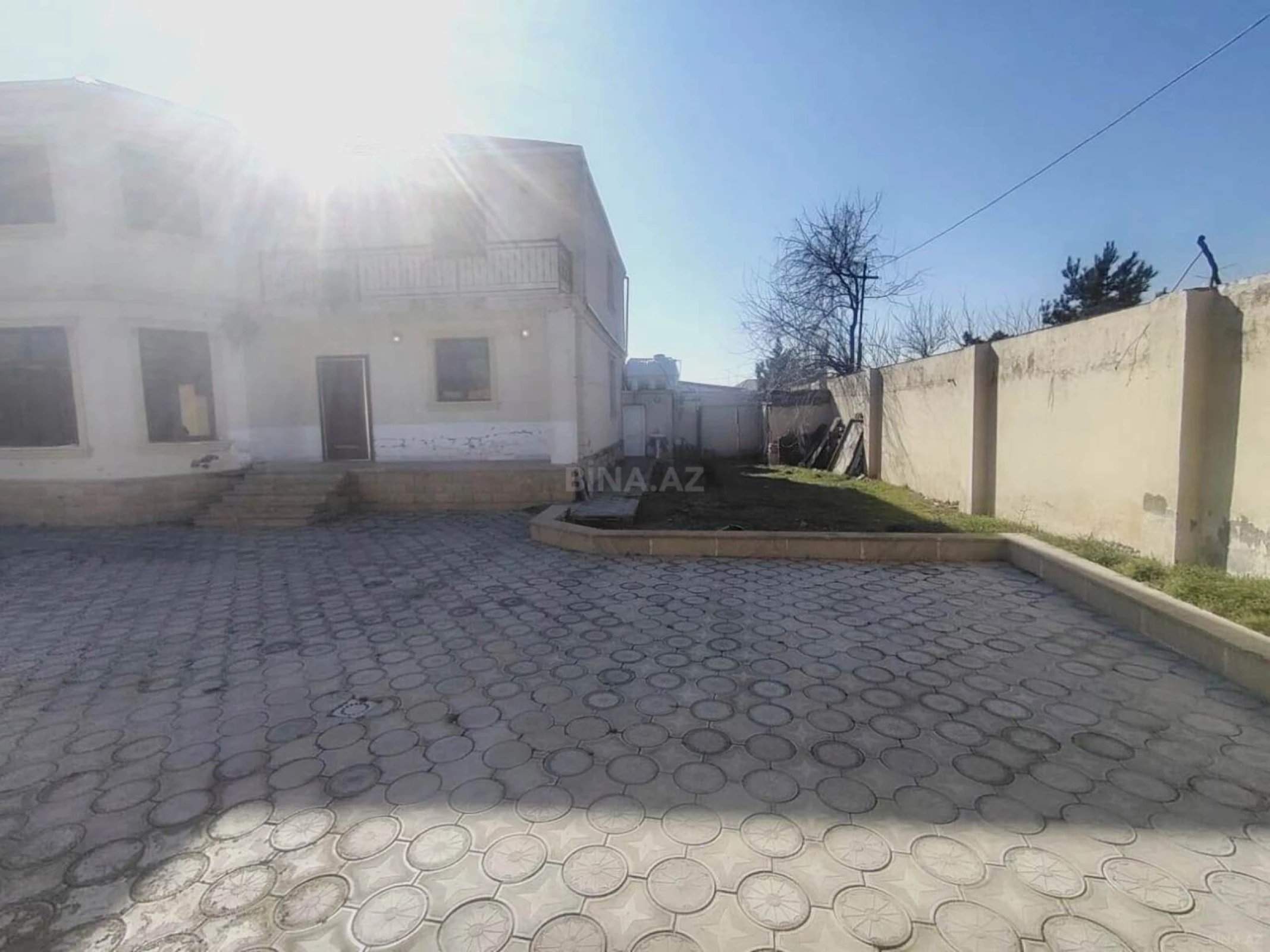 Satılır 7 otaqlı həyət evi 220 m²