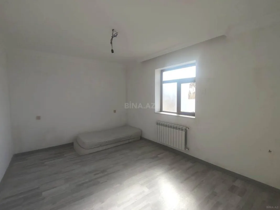 Satılır 7 otaqlı həyət evi 220 m²