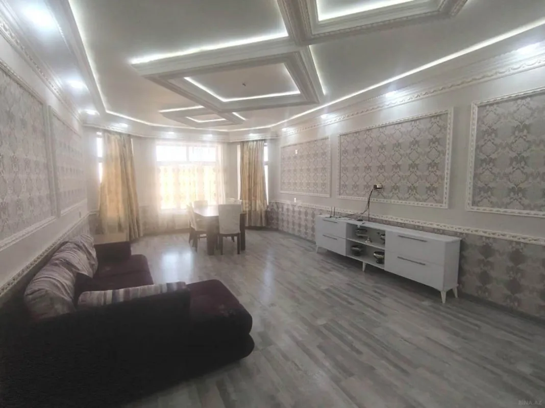 Satılır 7 otaqlı həyət evi 220 m²