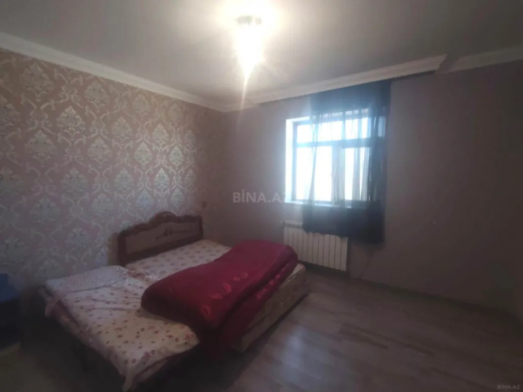 Satılır 7 otaqlı həyət evi 220 m²