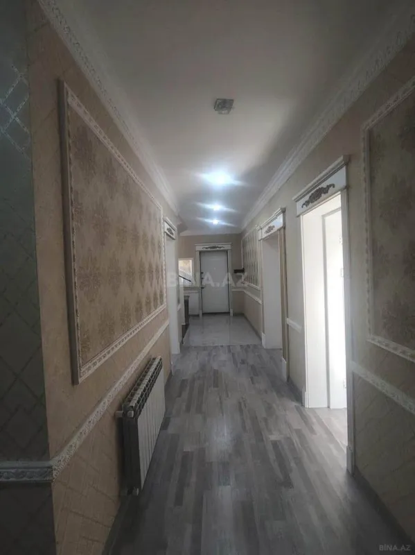 Satılır 7 otaqlı həyət evi 220 m²