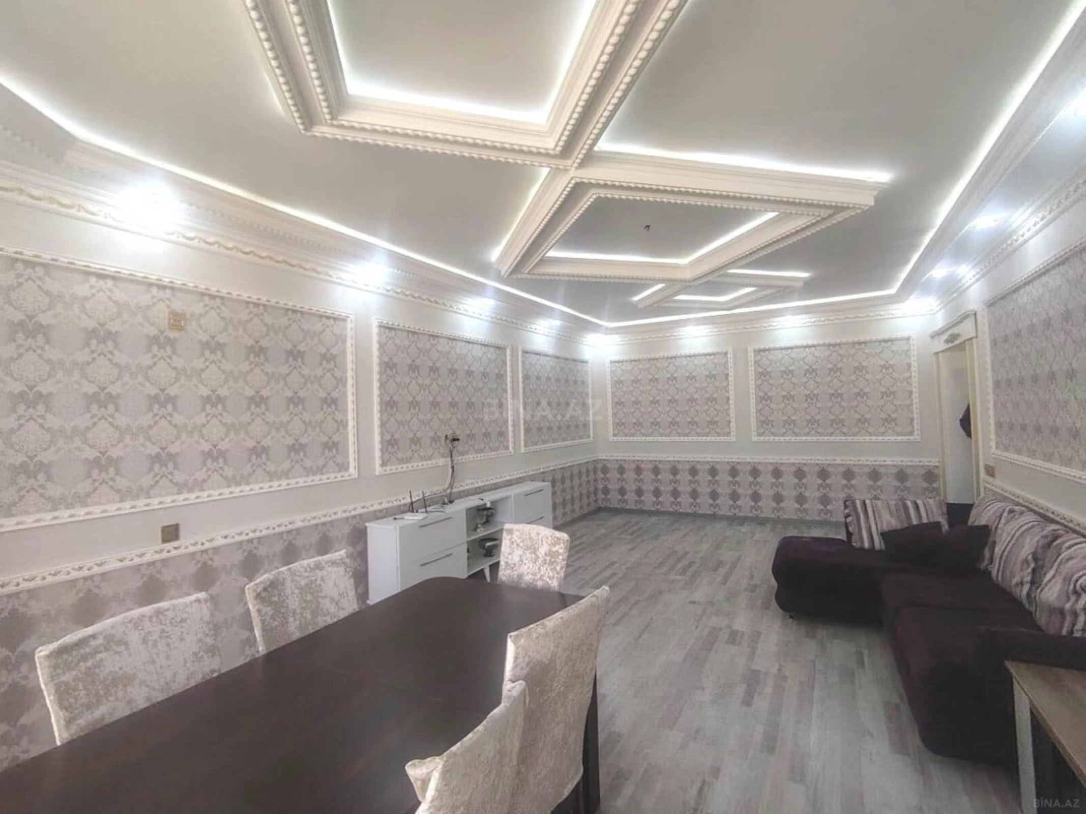 Satılır 7 otaqlı həyət evi 220 m²
