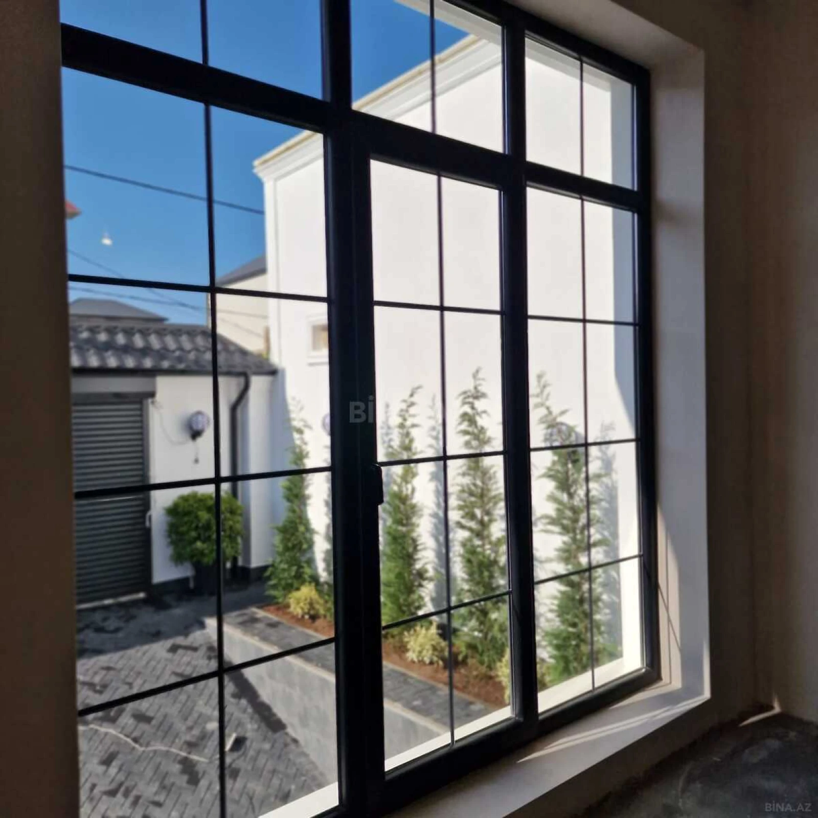 Satılır 7 otaqlı həyət evi 450 m²