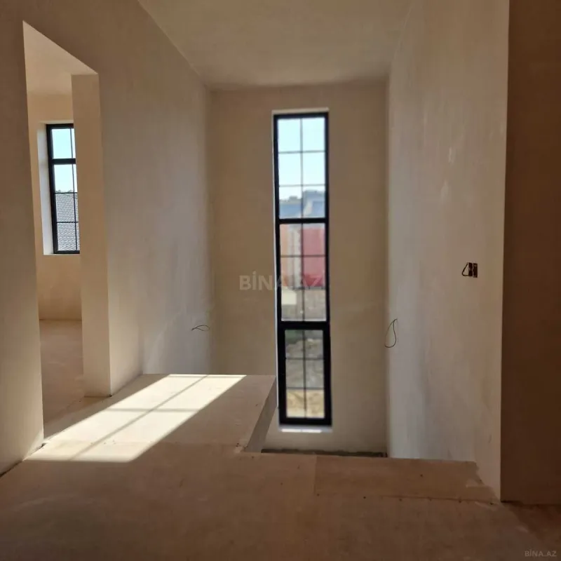 Satılır 7 otaqlı həyət evi 450 m²