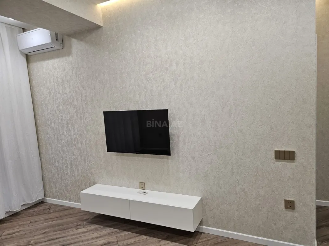 Kirayə verilir 2 otaqlı mənzil 65 m²