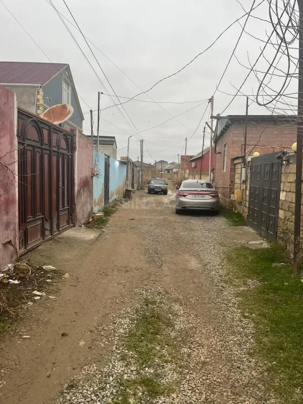 Satılır 3 otaqlı həyət evi 100 m²