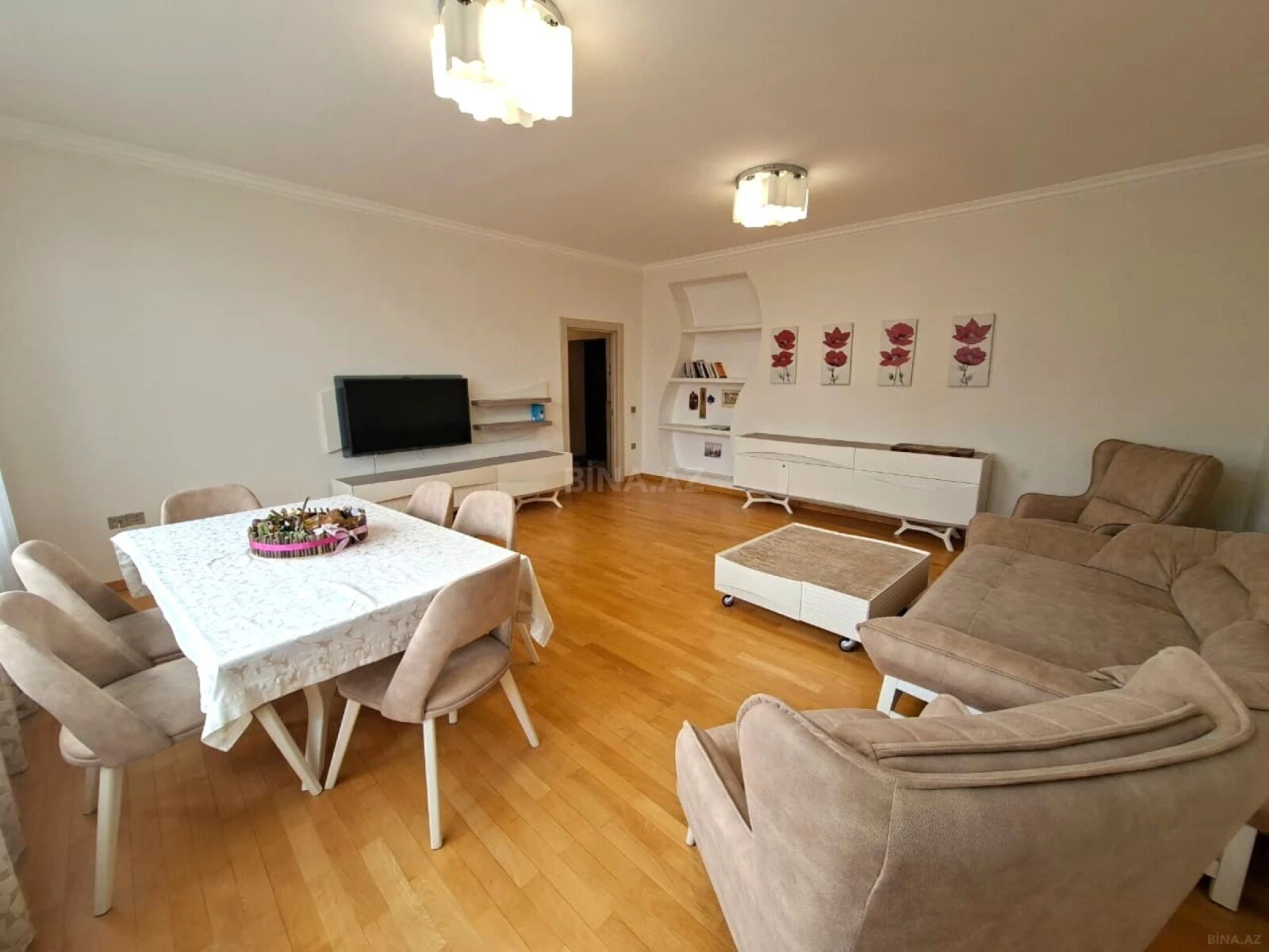 Kirayə verilir 3 otaqlı mənzil 110 m²