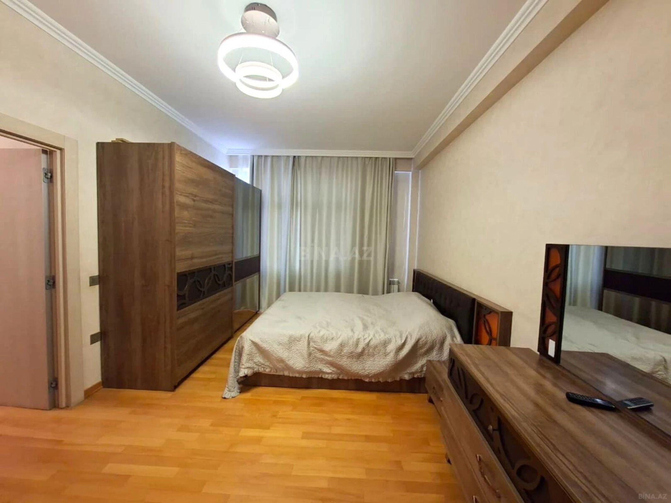 Kirayə verilir 3 otaqlı mənzil 110 m²