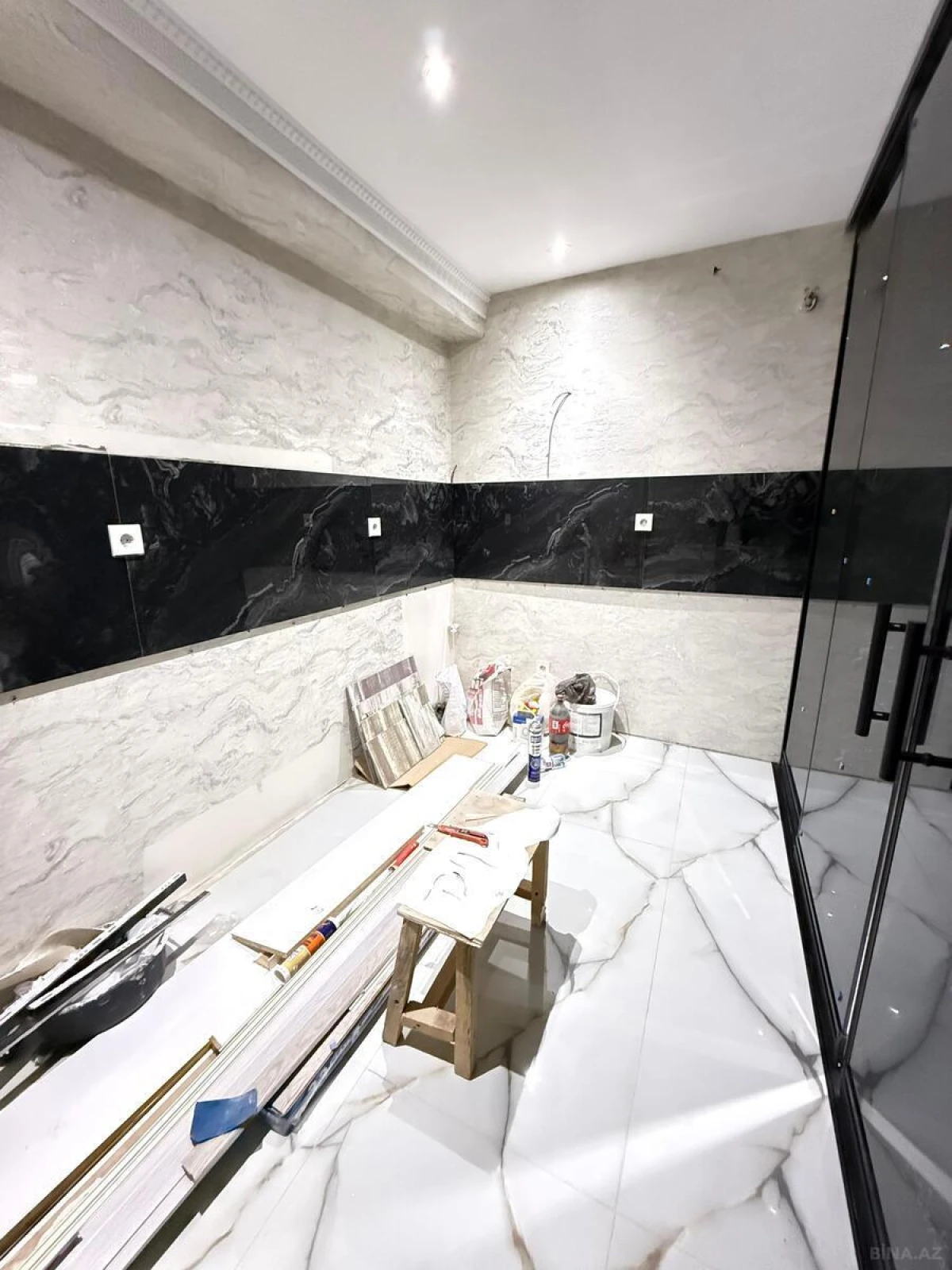 Satılır 3 otaqlı mənzil 120 m²