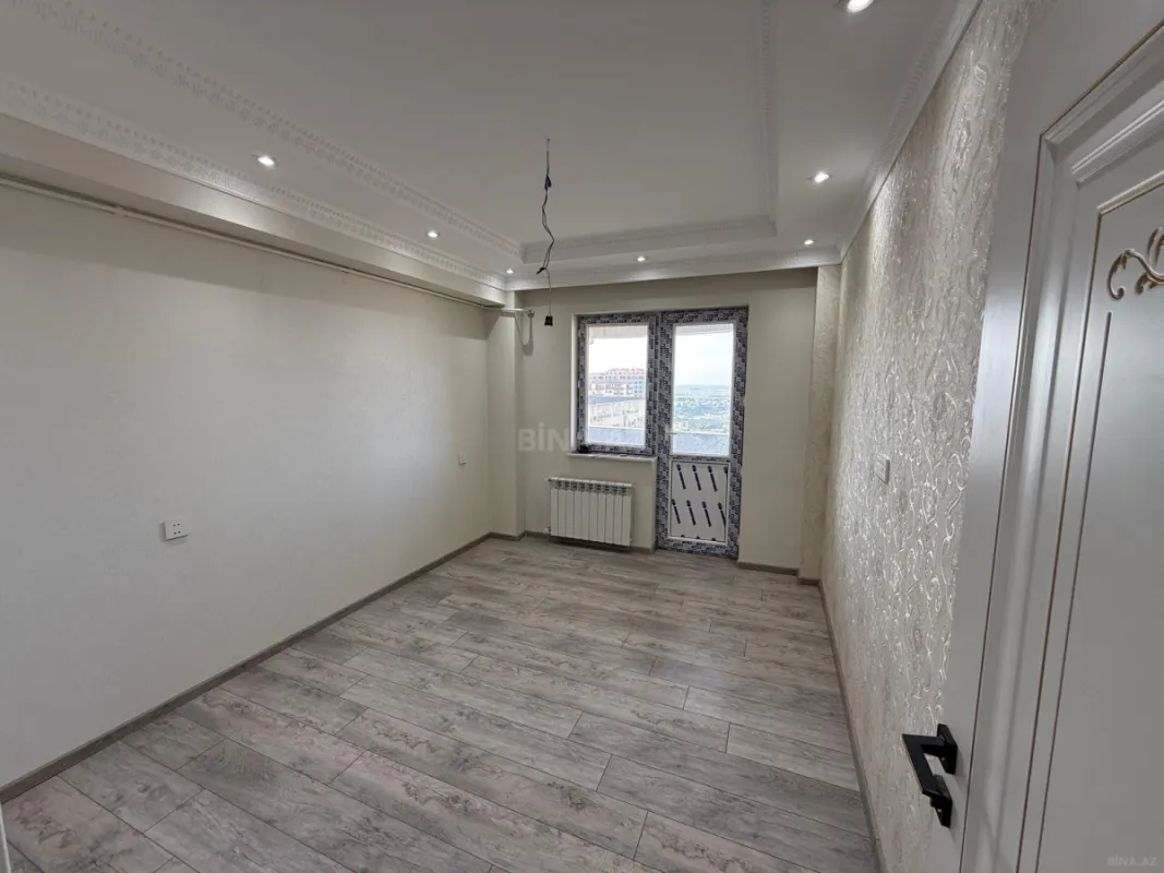 Satılır 3 otaqlı mənzil 120 m²