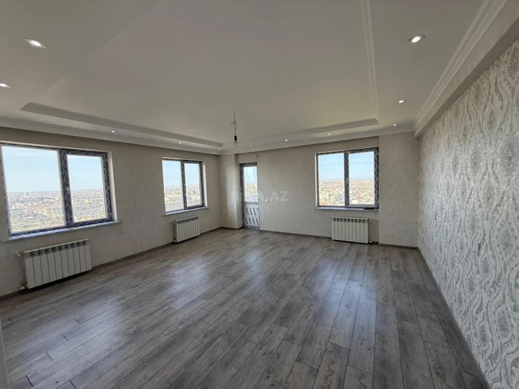 Satılır 3 otaqlı mənzil 120 m²