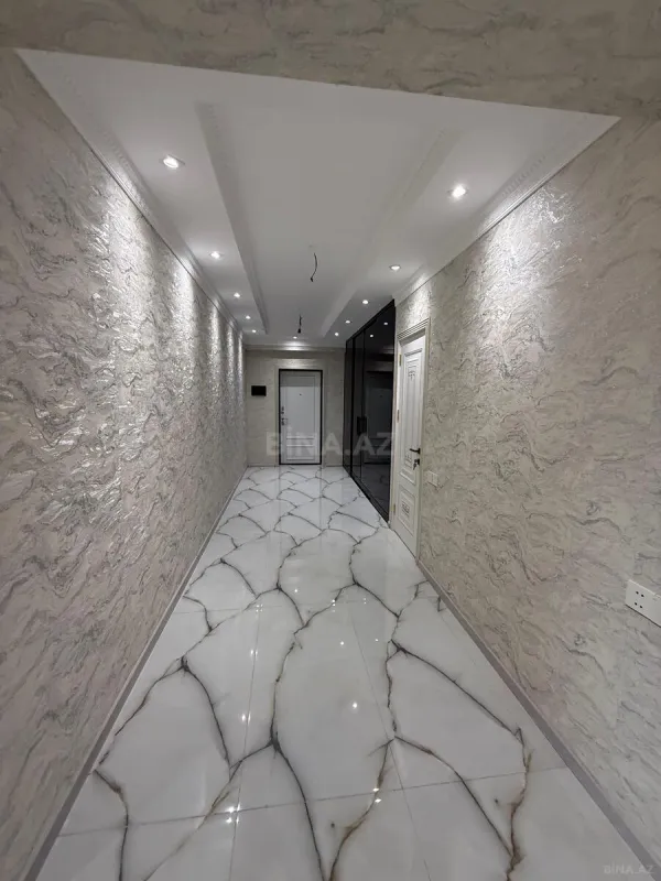 Satılır 3 otaqlı mənzil 120 m²