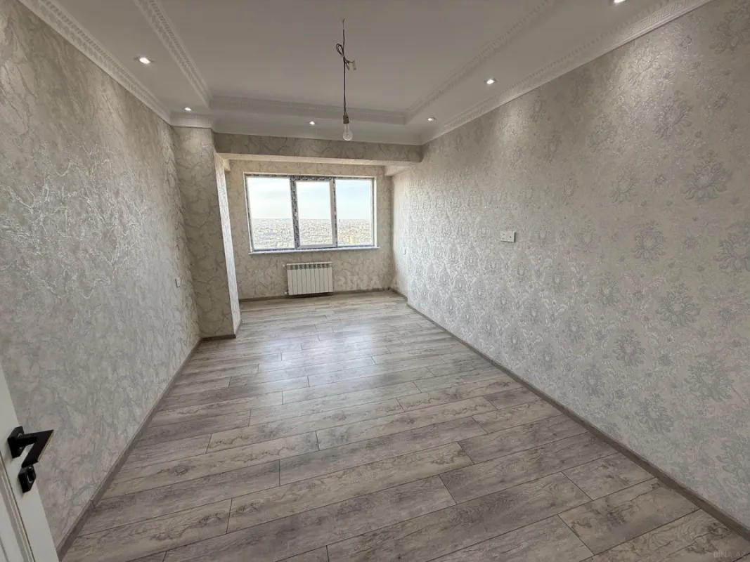 Satılır 3 otaqlı mənzil 120 m²