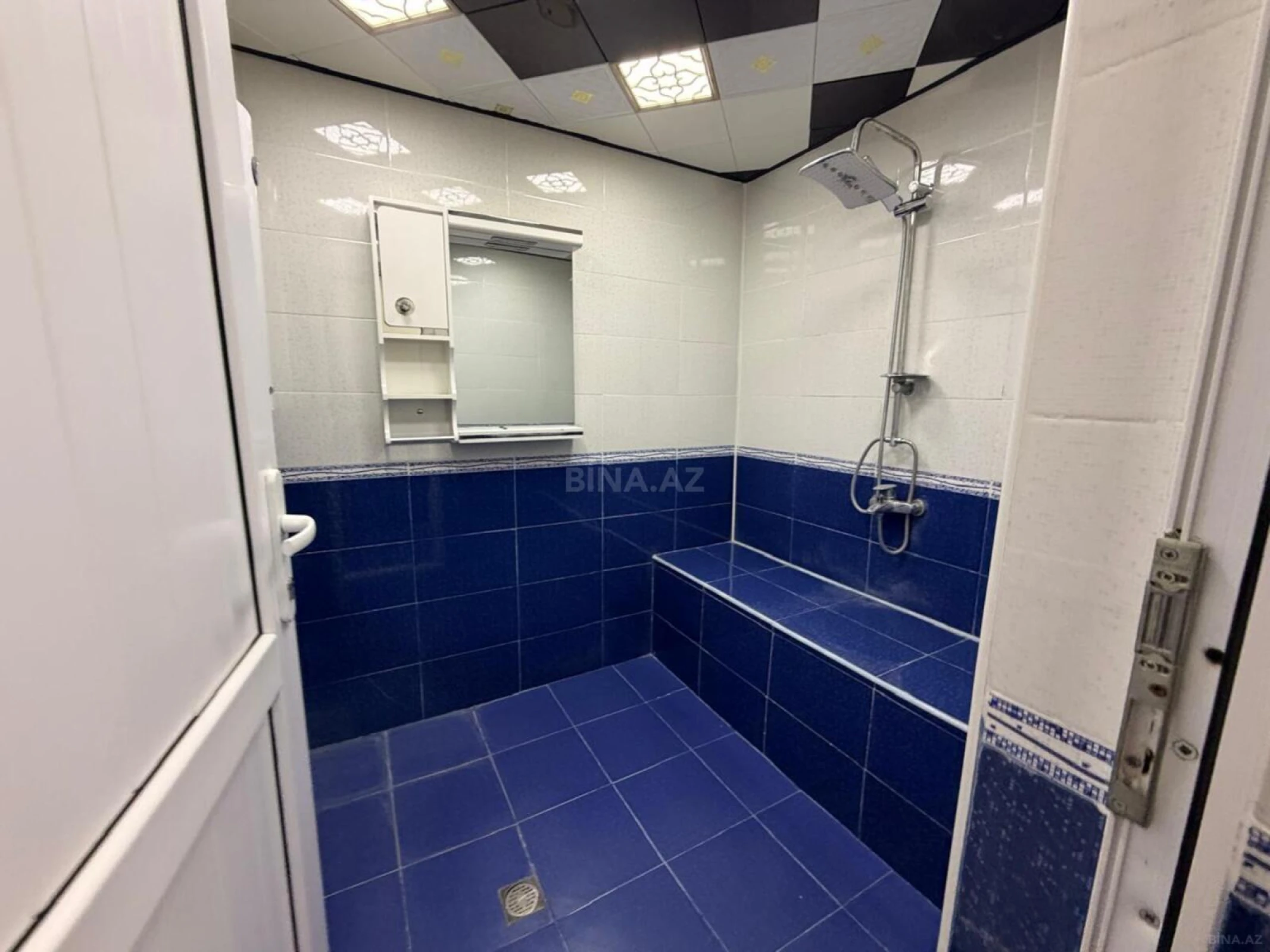 Satılır 3 otaqlı həyət evi 220 m²