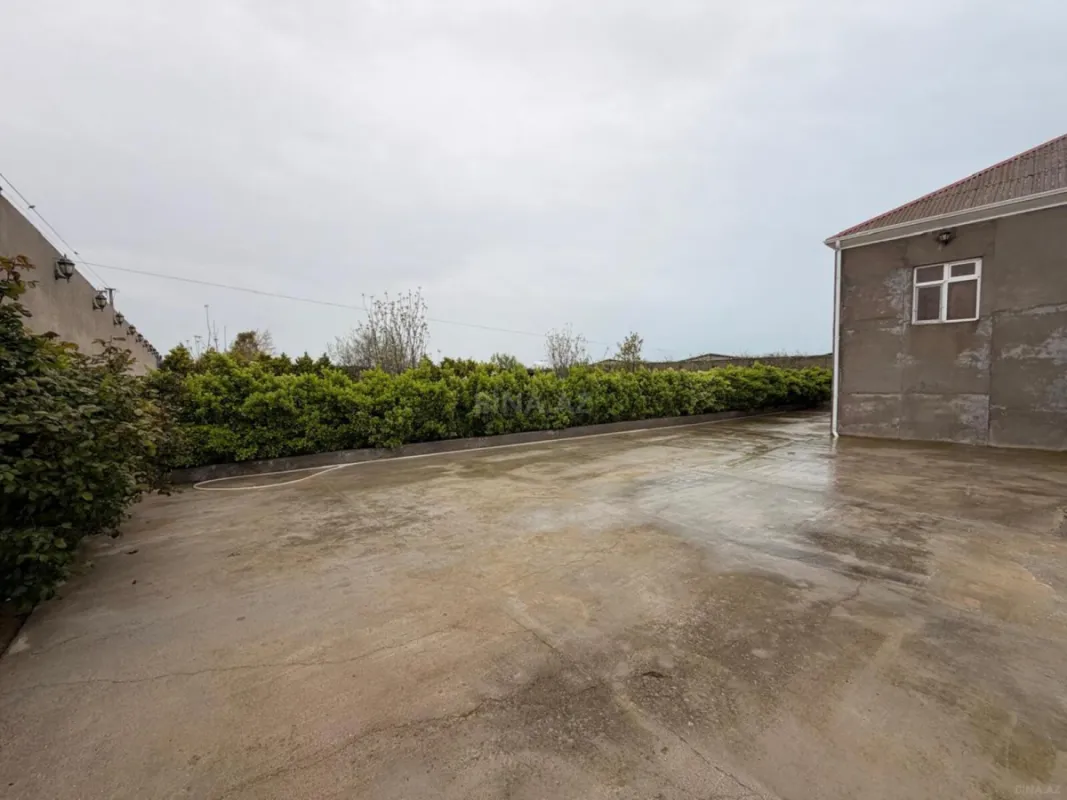 Satılır 3 otaqlı həyət evi 220 m²