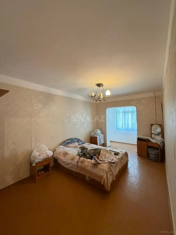 Satılır 4 otaqlı mənzil 110 m²